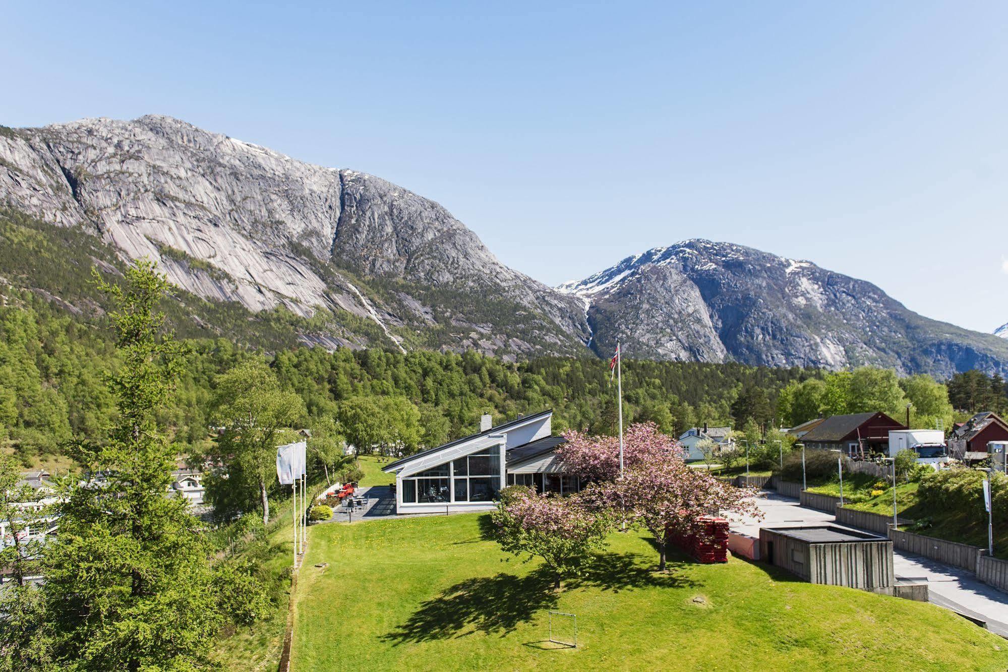 Eidfjord Hotel Exterior photo
